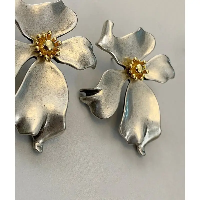 Brincos de Flor Retrô de Alta  - Vintage Fashion Hong Kong avaliação e preço